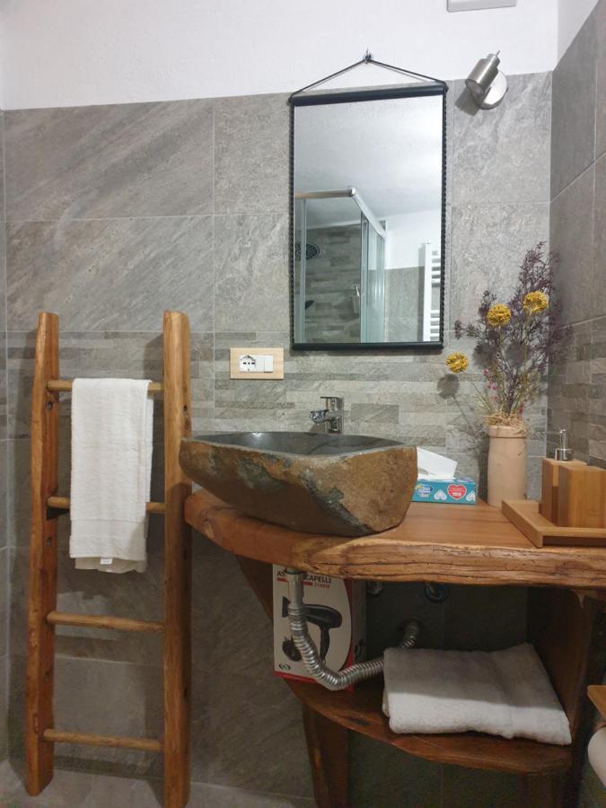 サンペイレ Antica Casa Occitana Bed & Breakfast エクステリア 写真