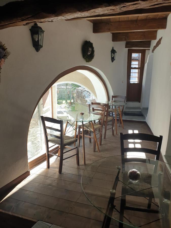 サンペイレ Antica Casa Occitana Bed & Breakfast エクステリア 写真